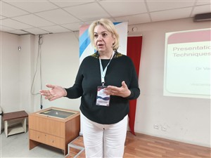Dr. Kazamia Etkili Sunum Tekniklerini Anlattı
