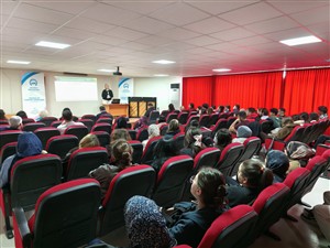 Dr. Kazamia Etkili Sunum Tekniklerini Anlattı