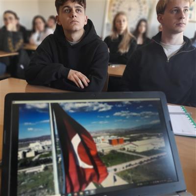 Dr. Altınsoy Polonya’da Derslere Katıldı